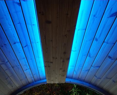 SaunaLife Chromatherapy 48" LED Wifi Sauna Lighting | SL-EMOOD