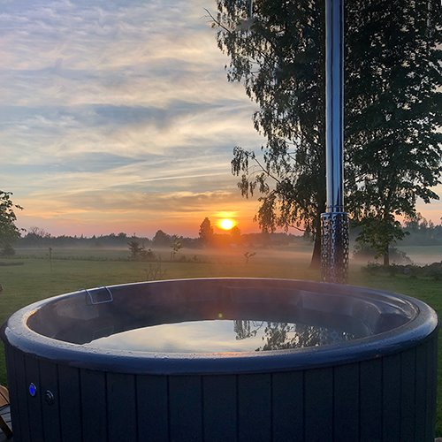 SaunaLife 6-Person Wood-Fired Hot Tub - Model S4N